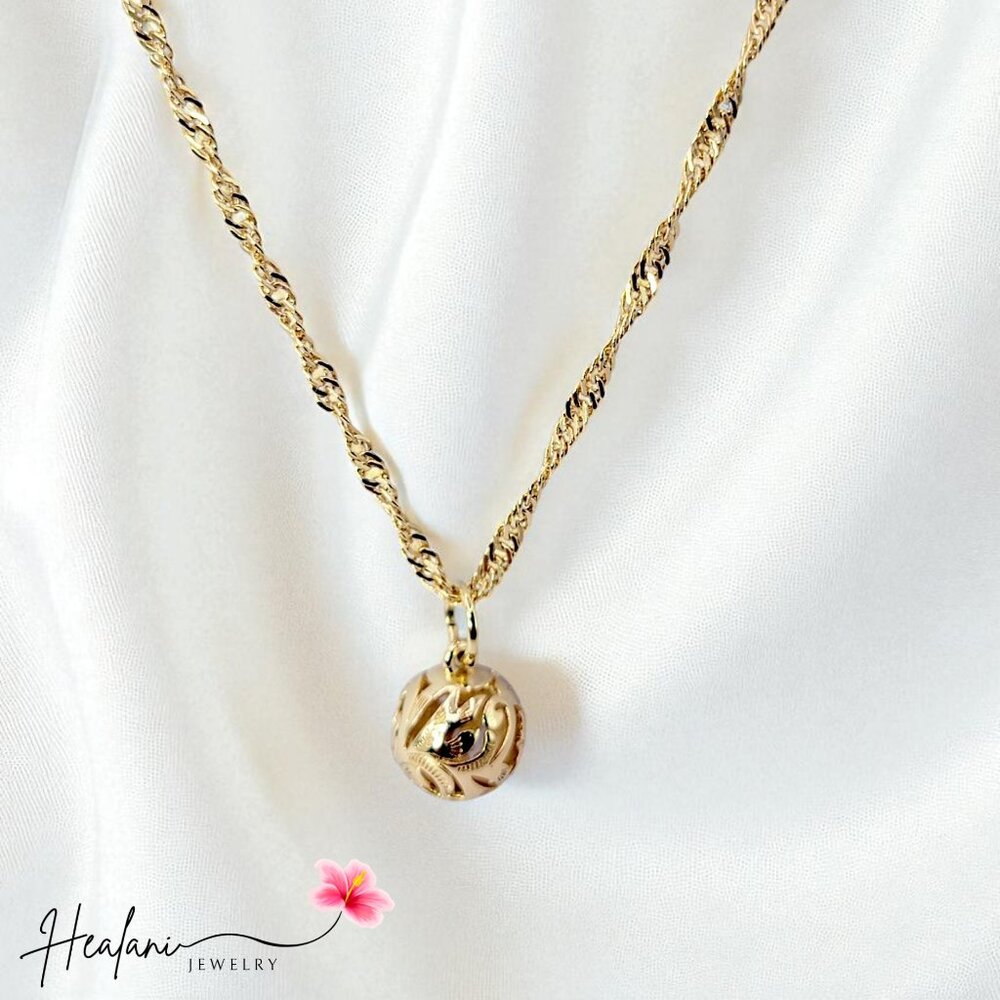 Hawaiian Carved Maile Ball Necklace
